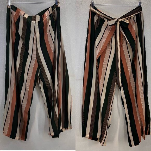 NWOT  Women's Plus Size Printed Drawstring Waist Split Side Wide Leg Pants - Picture 14 of 17